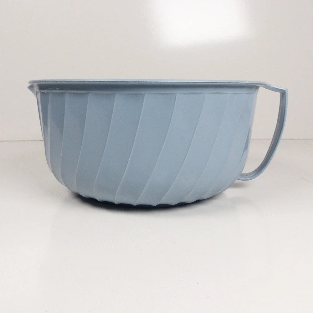 Vintage Shamrock Neatway Blue Swirl Mixing Bowl with Handle 2.5 Qt 10 Cups Retro